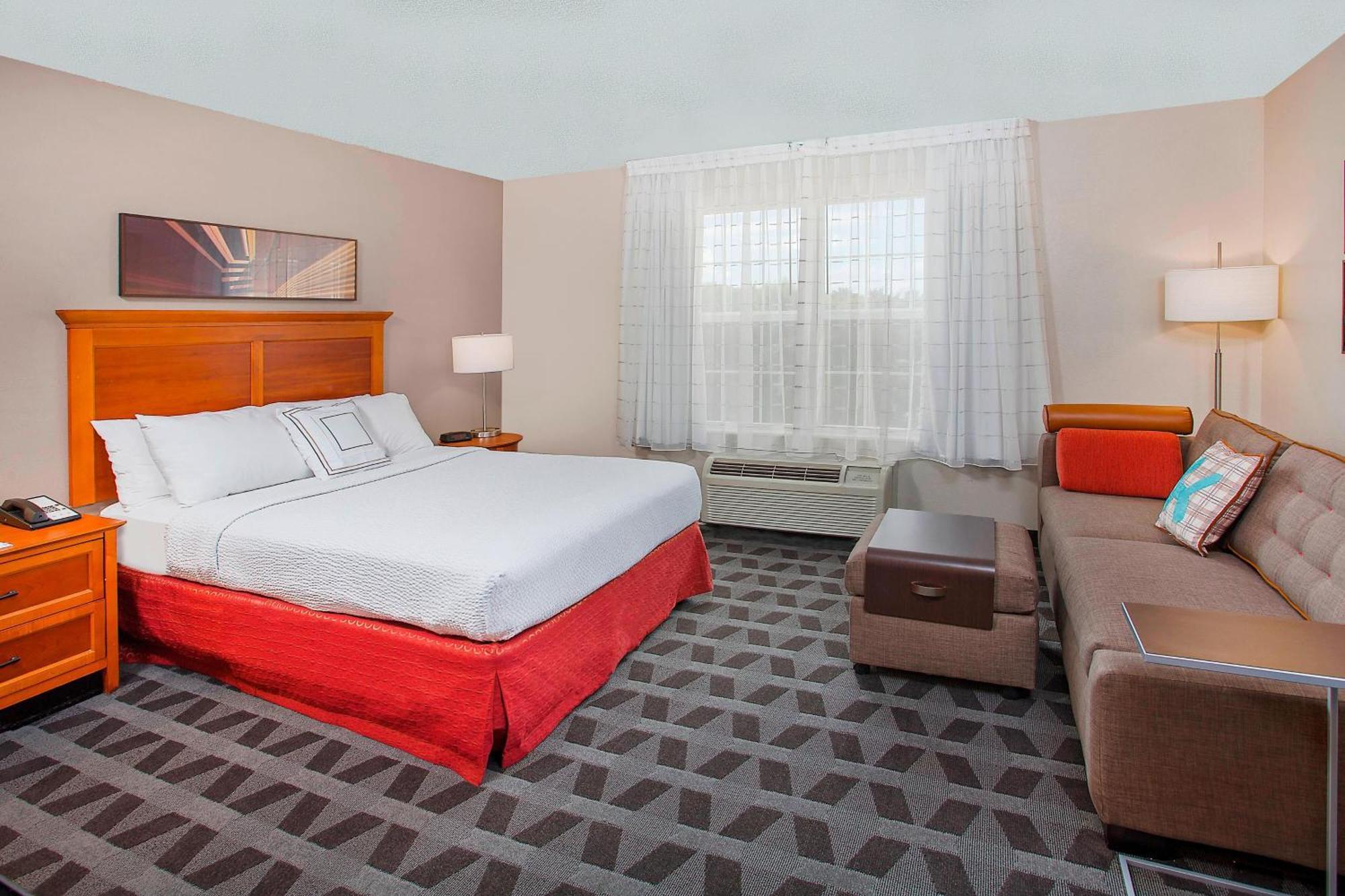 Towneplace Cedar Bluff 3*