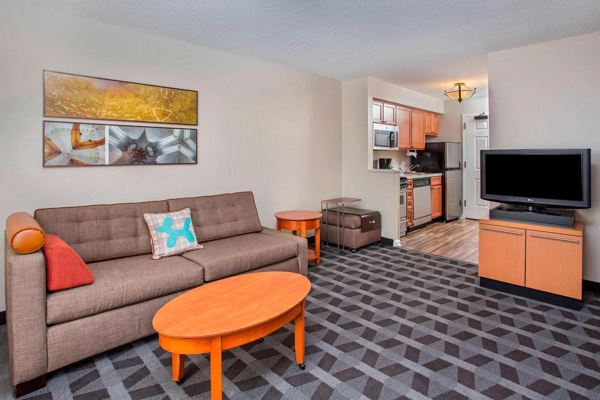 Hotel Towneplace Cedar Bluff 3*