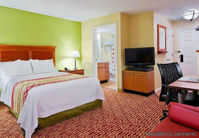 Towneplace Cedar Bluff 3*